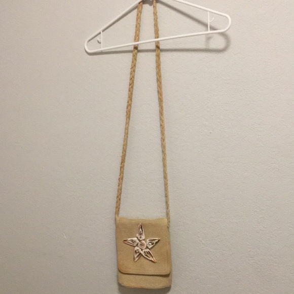 Shell purse - Picture 2 of 8